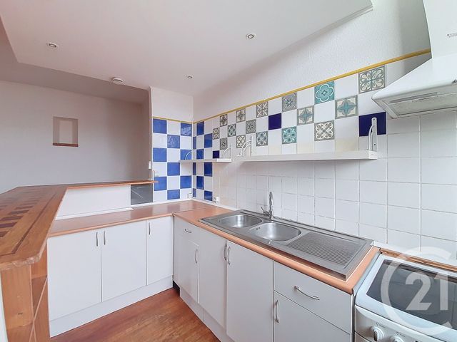 Appartement à louer - 3 pièces - 87.34 m2 - LAGARDELLE SUR LEZE - 31 - MIDI-PYRENEES - Century 21 Fly Immo